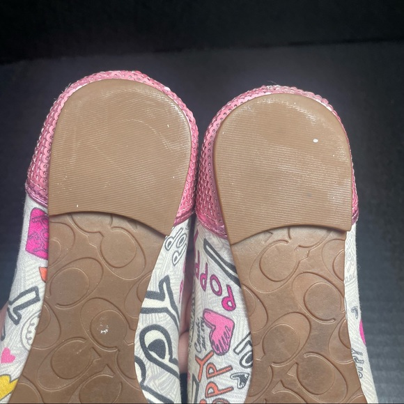 Coach Poppy Graffiti Flats 5.5M Price Firm! - Picture 11 of 14